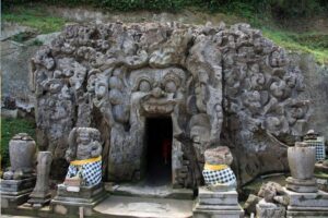 Goa Gajah Ubud Bali